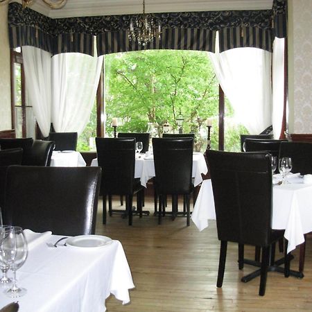 Chez Truchon Bistro-Auberge ลามัลแบ ภายนอก รูปภาพ