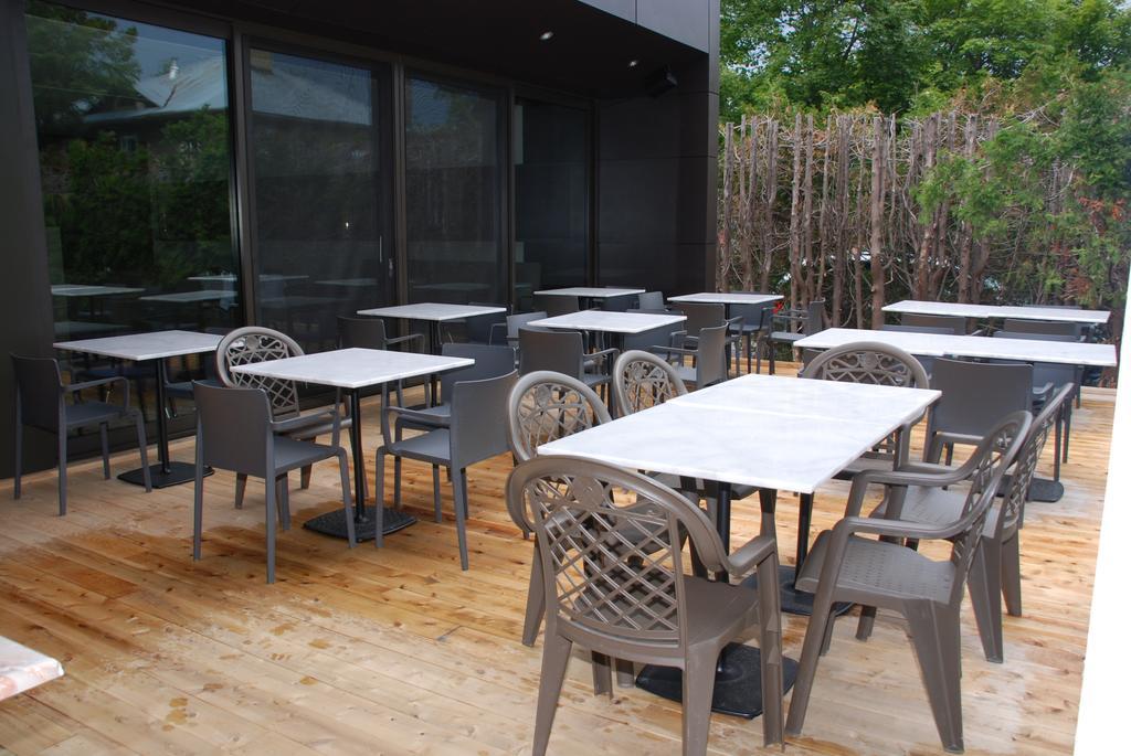 Chez Truchon Bistro-Auberge ลามัลแบ ภายนอก รูปภาพ