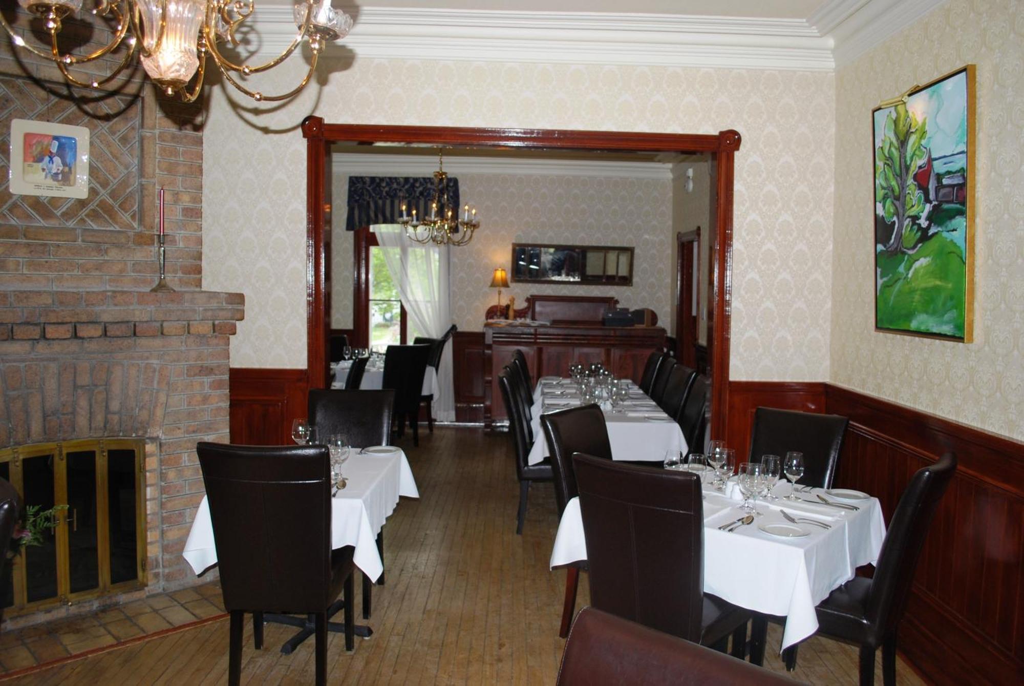 Chez Truchon Bistro-Auberge ลามัลแบ ภายนอก รูปภาพ